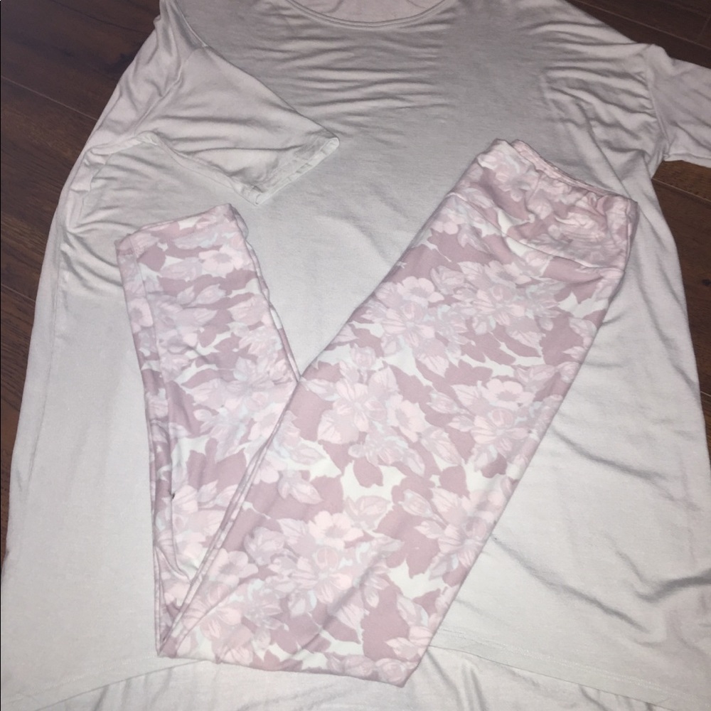 OS LulaRoe leggings in mint green and greys